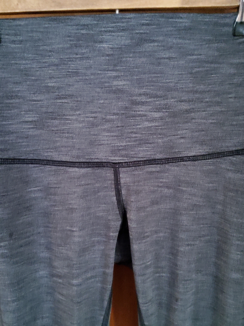Lululemon Wunder Under Pant Hi Rise Size 4 EUC - Picture 3 of 11